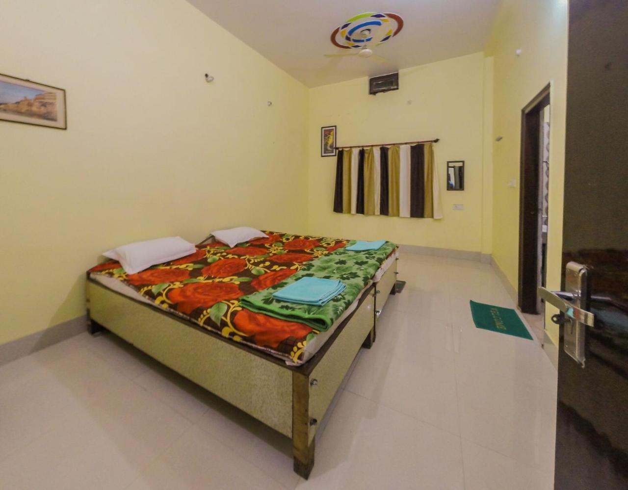 Gangotri Paying Guest House バラナシ エクステリア 写真
