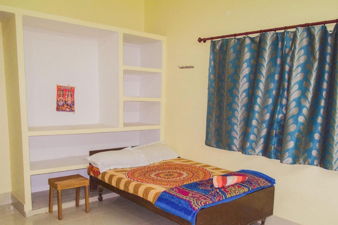 Gangotri Paying Guest House バラナシ エクステリア 写真