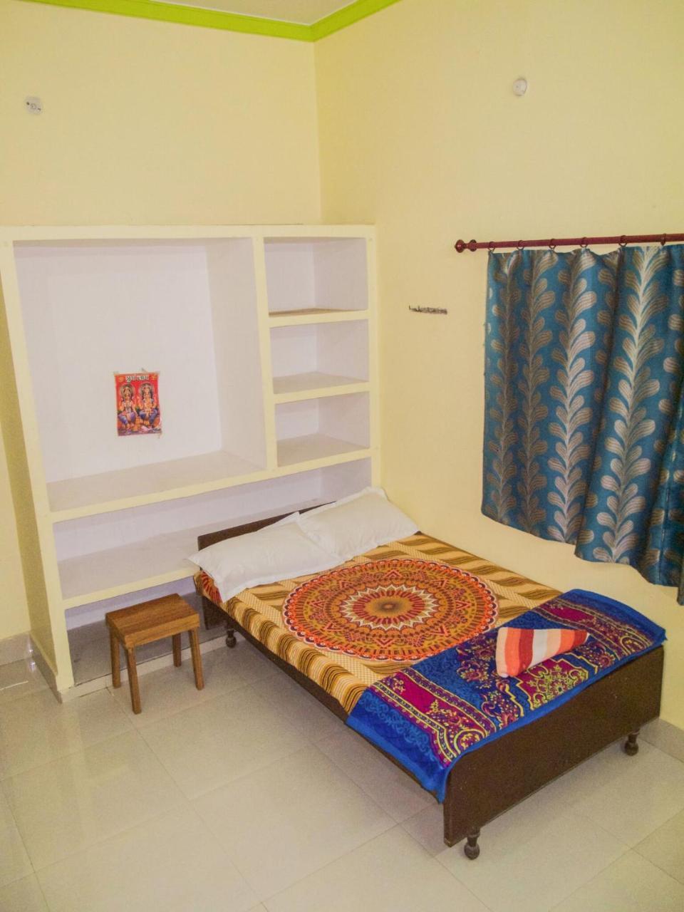 Gangotri Paying Guest House バラナシ エクステリア 写真