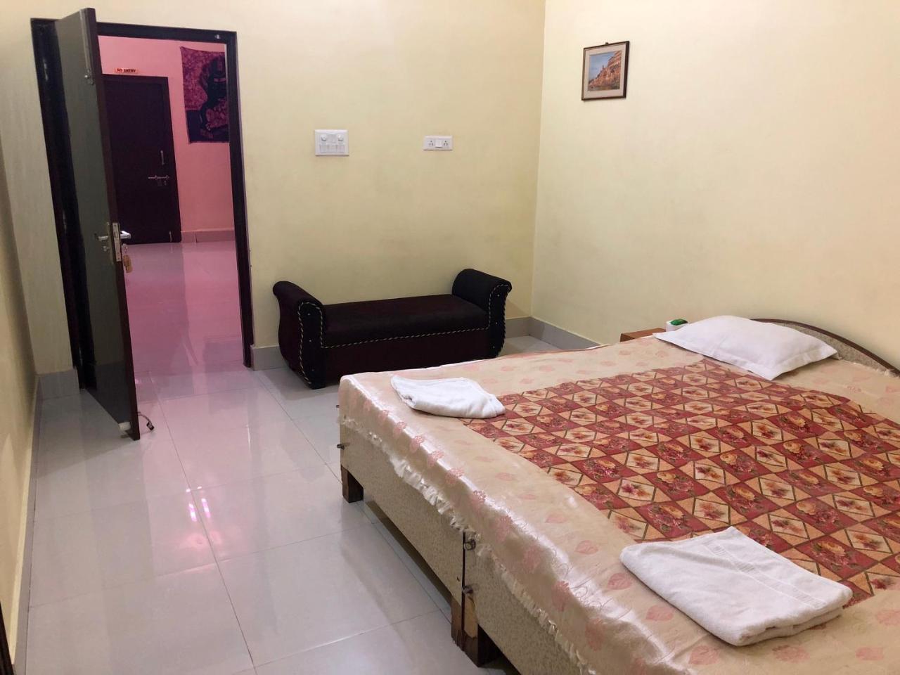 Gangotri Paying Guest House バラナシ エクステリア 写真
